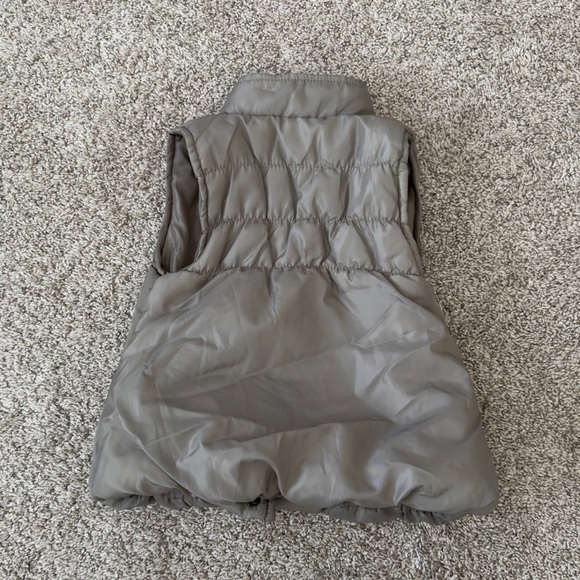 Calvin Klein Jeans toddler girl neutral olive green Puffer Vest 3T - Picture 10 of 11